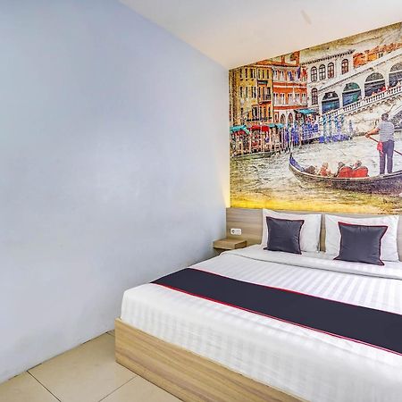 Capital O 90888 Bintang Diponggo Residence Surabaya Exteriör bild