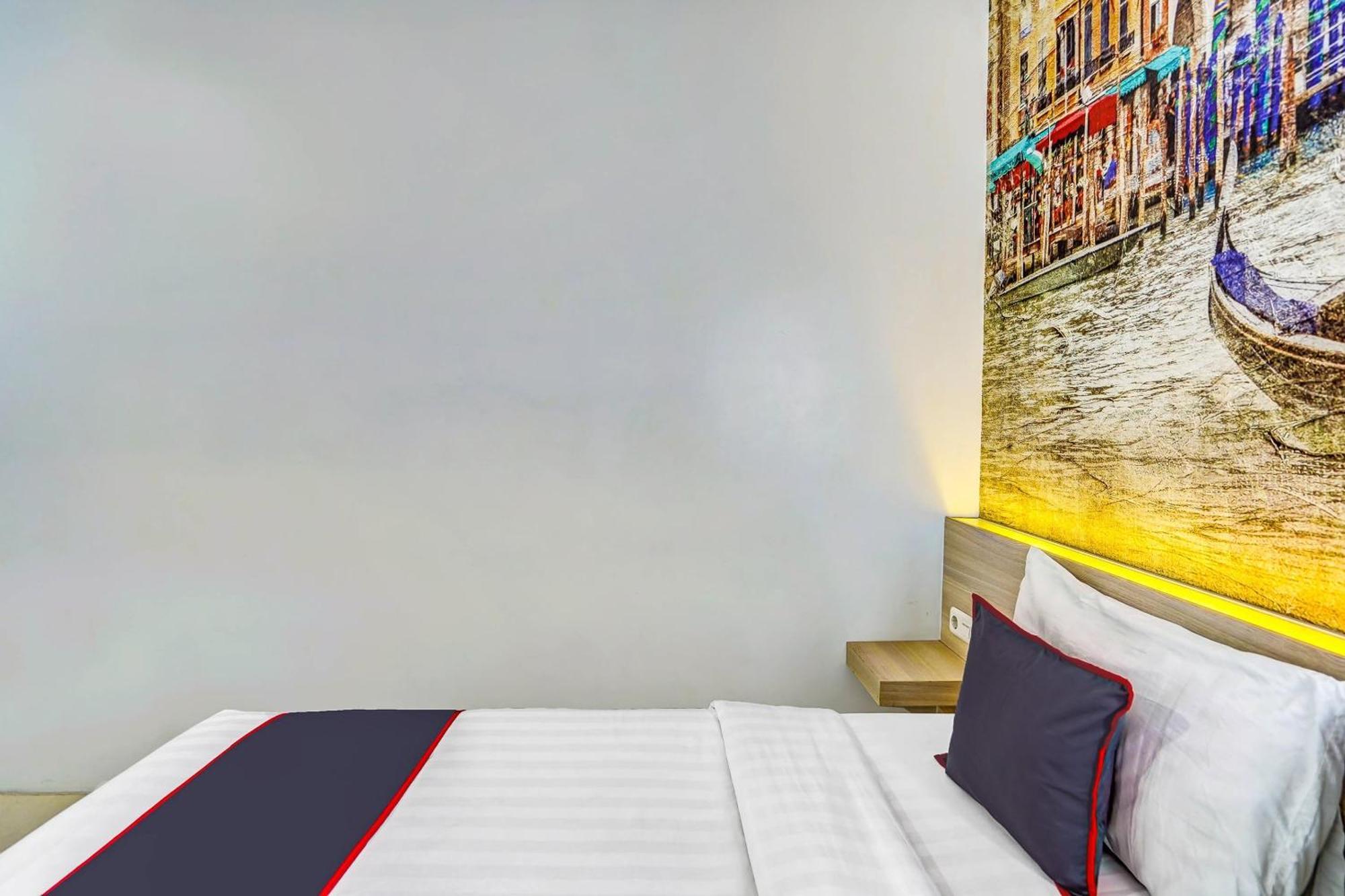Capital O 90888 Bintang Diponggo Residence Surabaya Exteriör bild