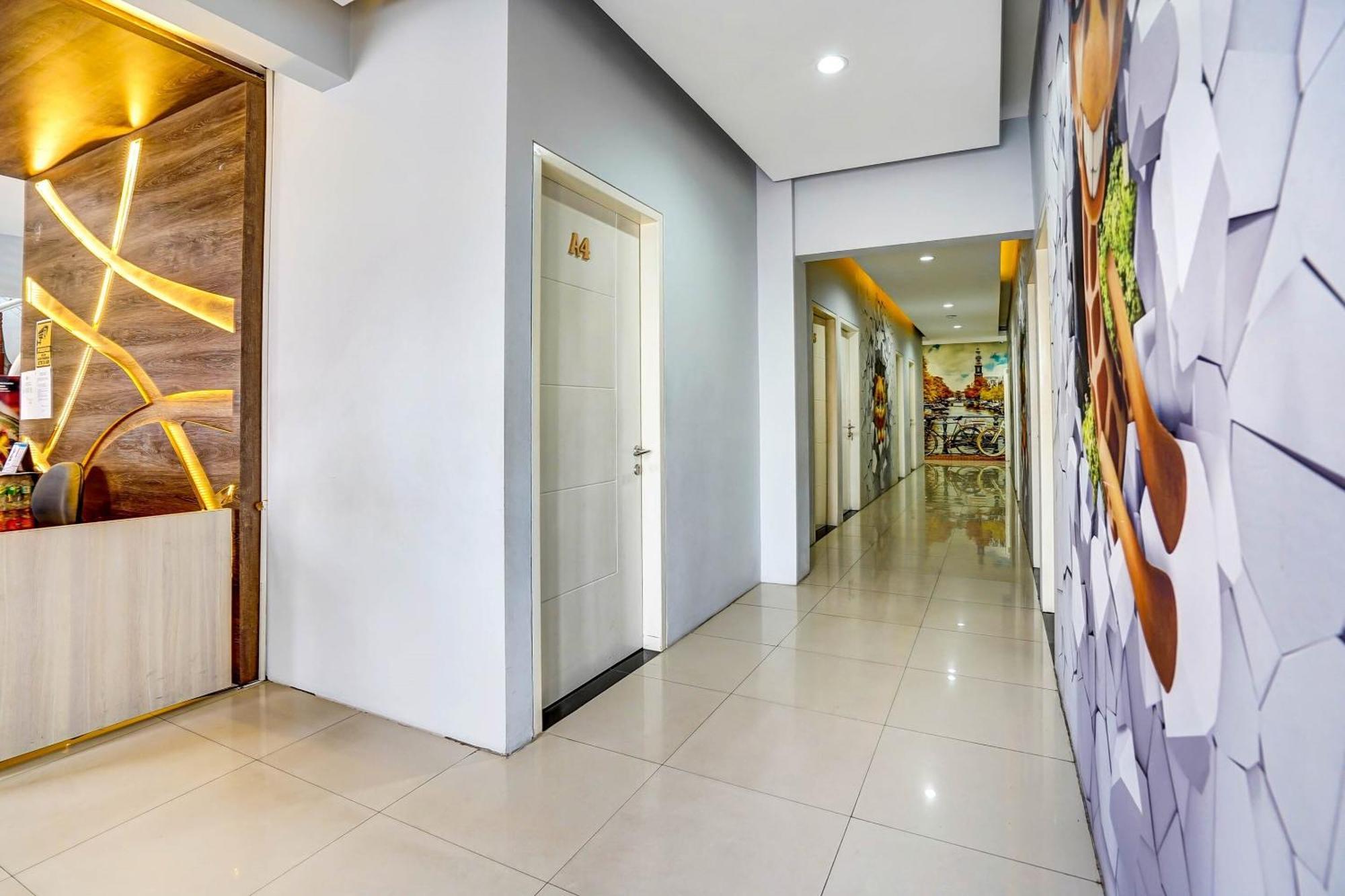 Capital O 90888 Bintang Diponggo Residence Surabaya Exteriör bild